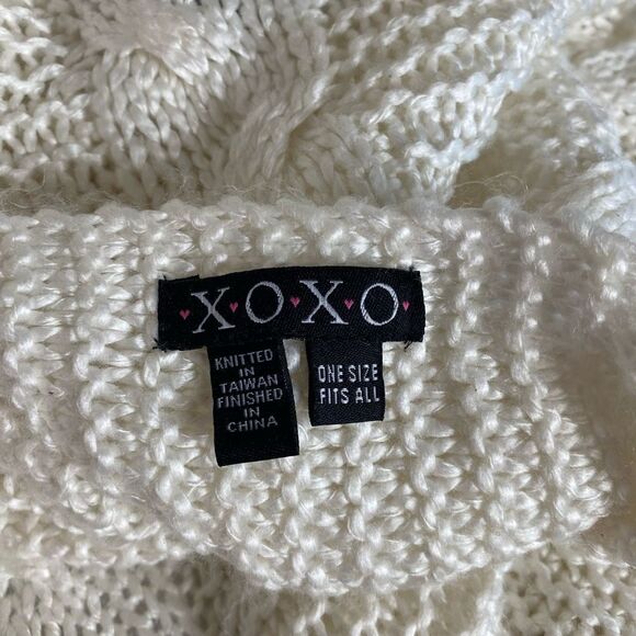 XOXO knit Ivory sweater poncho wrap with fringe loose knit cover up - Picture 3 of 5